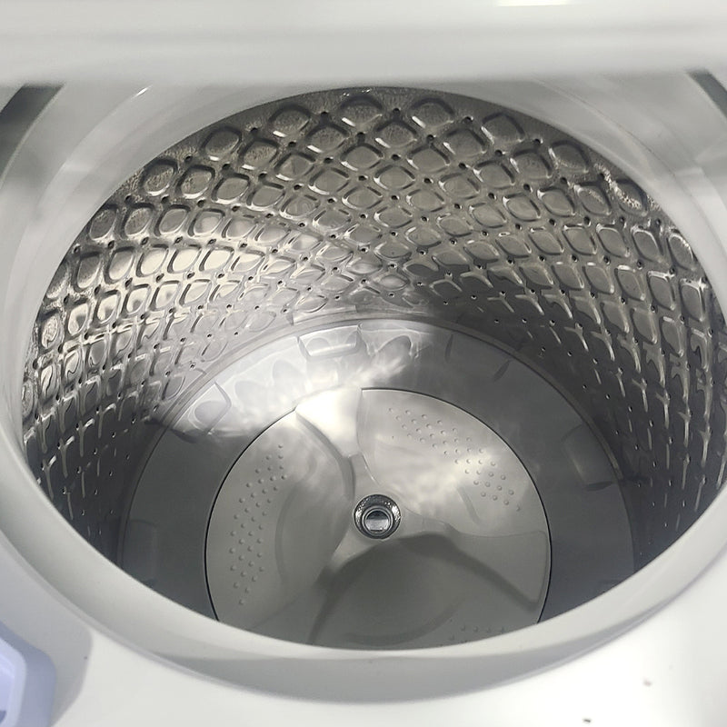 Used Frigidaire 27" Laundry Center Model No. FFLE39C1QW0