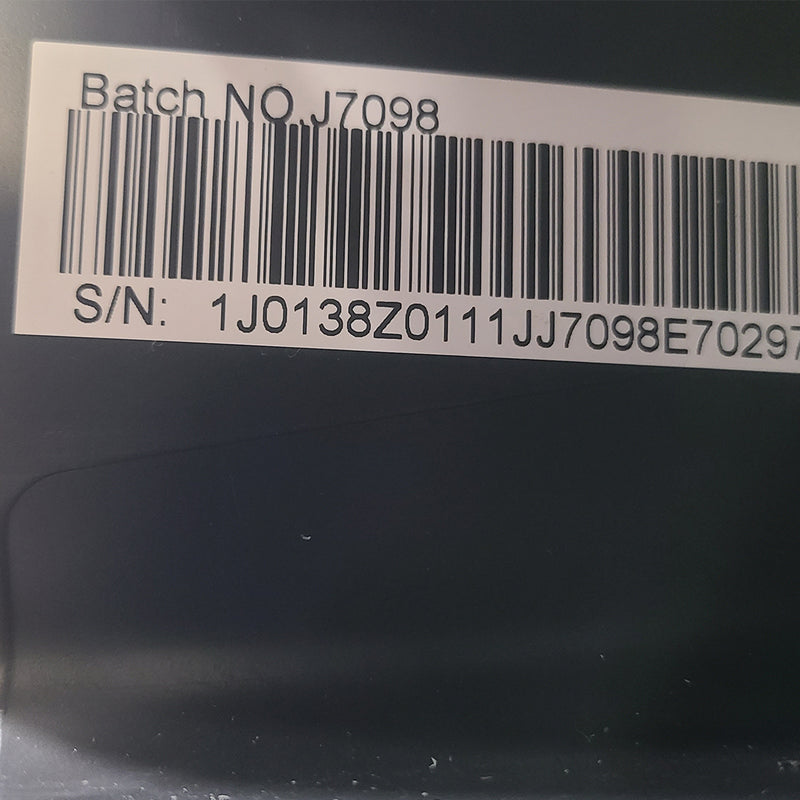 Open Box Hisense 5.4 cu.ft. Stainless Steel Hybrid Beverage / Wine Center with Reversible Door Mod No. HWS054B1ASD Serial Number: 1J0138Z0111JJ7098E70297