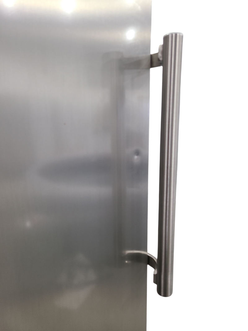 Open Box Hisense 10 cu ft. Convertible Upright Freezer or Fridge Model No. FV10C7HSE Ser