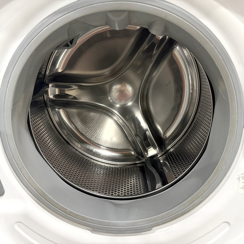 Used Frigidaire Washer and Dryer Set Model FAFW3801LW5 - CAQE7001LW1
