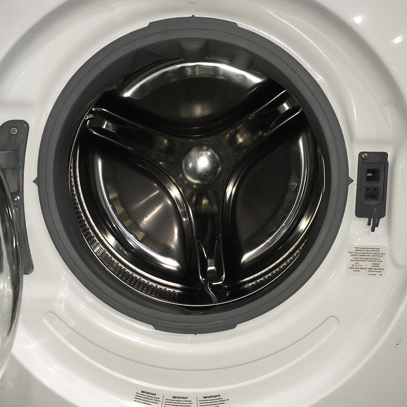 Frigidaire Washer and Dryer Set Model No. FFFW4000QW0 – CFQE4000QW0