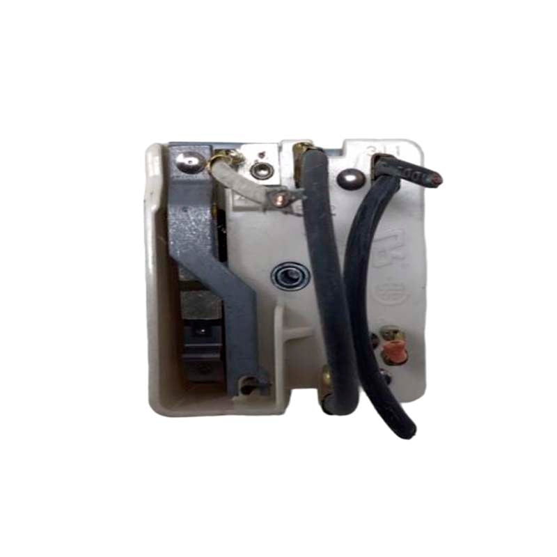 Used 318293810 Frigidaire Range Surface Element Switch for sale in Edmonton